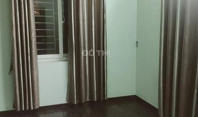 Có ngay hộ khẩu Đống Đa, diện tích 30m2, ngõ thông, giá 2.98 tỷ