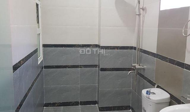 Nhà mới ở ngay, ô tô vào, phố vip Lâm Du - Bồ Đề, 32m2, 5 tầng, 3.4 tỷ. 0971320468