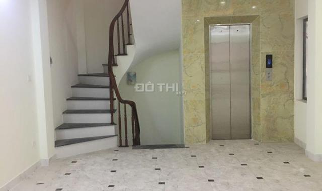 Bán nhà Kim Giang, Hoàng Mai, 70m2, 7 tầng lô góc, có thang máy, KD làm văn phòng tốt