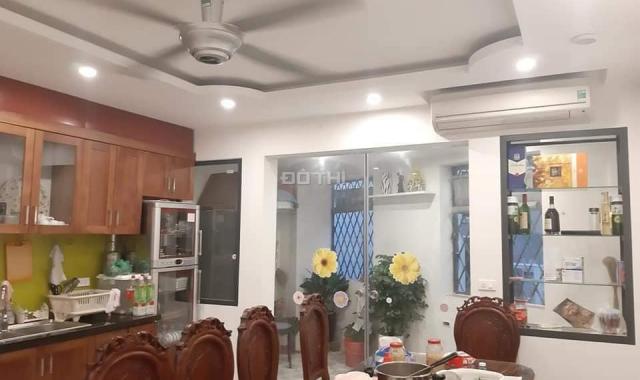 Nhà lô góc, Võ Thị Sáu, Hai Bà Trưng, 63m2, 5T, 4.3 tỷ, LH: 0972957451