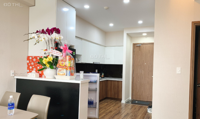 Căn 75m2 tầng đẹp hướng Đông Nam, nhìn về sông Phú Định