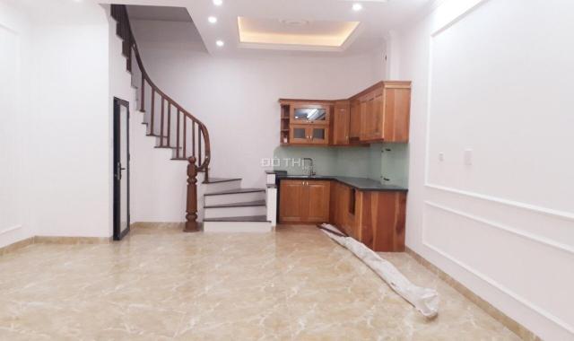 Bán nhà ngõ 164 Vương Thừa Vũ, Thanh Xuân, (40m2 * 5T) ôtô đỗ cách nhà 10m, giá 3,95 tỷ, 0969438926