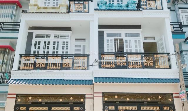 Cần tiền bán gấp nhà mới xây 3 lầu sát mặt tiền Nguyễn Thị Tú, nội thất gỗ sang trọng