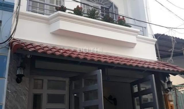 Cần tiền bán gấp căn nhà đường Nguyễn Văn Lượng, Gò Vấp. Diện tích 76.5m2, giá 1.56 tỷ, có sổ riêng