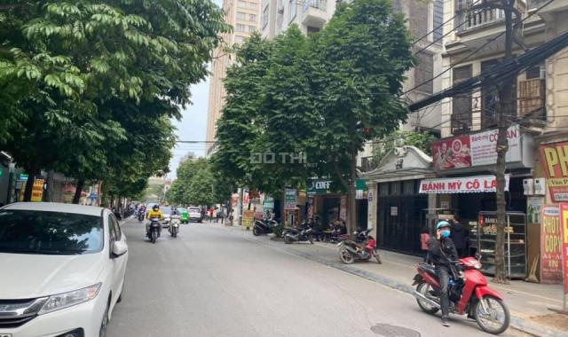 Bán nhà mặt phố Trương Định, kinh doanh, lô góc, 2 vỉa hè. DT 30m2 x 5T, giá 6,4 tỷ