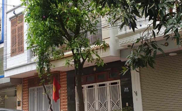 Chính chủ cần tiền bán nhà ngay mặt phố Nguyễn Ngọc Nại. LH: 0862293281