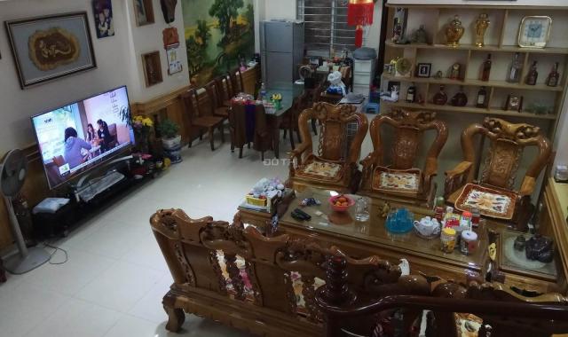 Chính chủ cần bán nhà ngõ 117 Nguyễn Thị Định, DT 160m2 x 4T, MT 10m, giá 26 tỷ