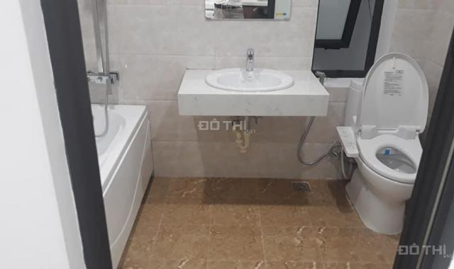 Khu Tây ở, doanh thu 160tr/tháng, bán tòa Apartment 8 tầng, 24 tỷ ở Đặng Thai Mai