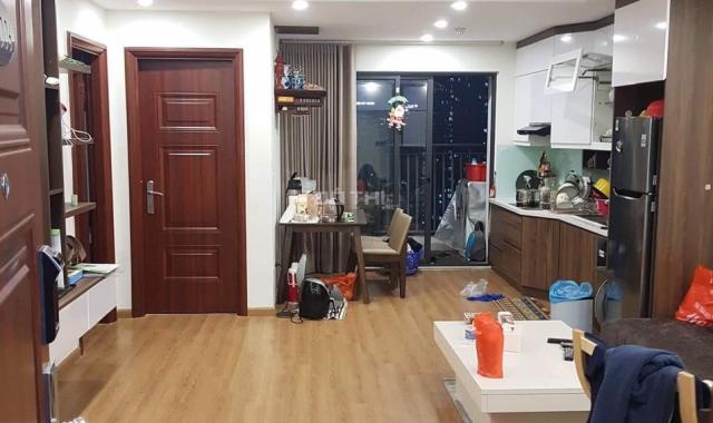 Cho thuê CHCC 39 Nguyễn Trãi, cực rộng 118m2, ban công thoáng, giá rẻ nhất tt 10tr/th. 0984529969