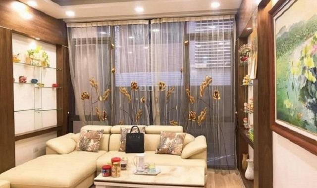 Bán gấp nhà phố Lò Đúc, cách đường ô tô 23m Hai Bà Trưng, 70m2, 4T, giá 3.5 tỷ. LH 0988964342