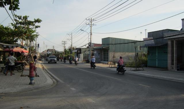 Cần bán nhà đất 2 mặt tiền đường Nguyễn Văn Tạo, có mặt tiền sông, vị trí đẹp