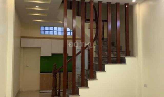 Bán nhà Hòa Bình, nhỉnh 3 tỷ nhà mới tinh ở ngay 31m2, 5 tầng