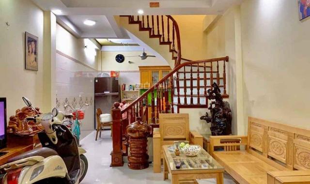 Cấp báo bán gấp nhà phố Nguyễn Lân, Thanh Xuân, 4 tỷ 3, nhà đẹp ở luôn, tặng nội thất 0396919255