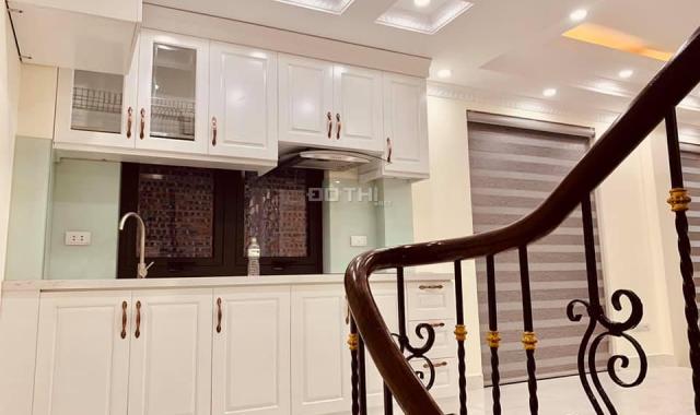 Nhà Bát Khối: 36m2, 6 tầng, mặt tiền 4.5m, 4.1 tỷ, ô tô tránh, ngõ thông, lô góc, kinh doanh tốt