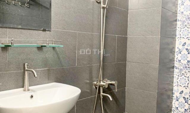 Bán nhanh! Phố Tôn Đức Thắng, Đống Đa, 35m2x4 tầng, giá 3.7 tỷ, TL