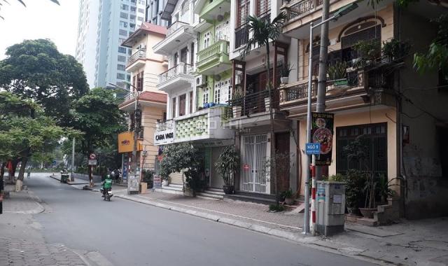 Bán nhà phố Hoàng Ngọc Phách, Đống Đa, Hà Nội