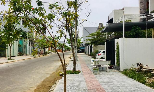 Bán đất đường 7m5 Diệp Minh Châu sau lưng trường mầm non Chú Ếch Con và sát ngã tư, giá bỏ cọc