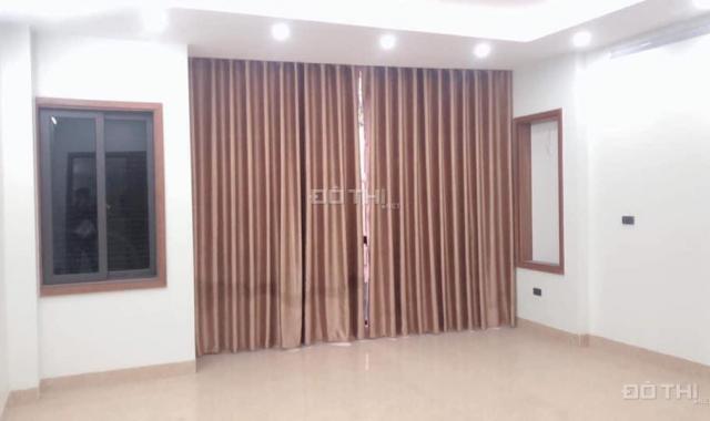 Bán nhà Hoàng Văn Thái, ô tô, KD thang máy, 41m2 x 5T, MT 5m, 2,5 tỷ