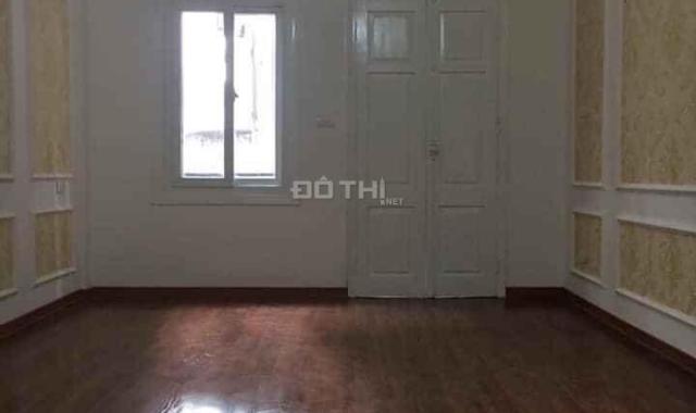 Bán gấp nhà phố Kim Ngưu 30m2, kinh doanh, 5T, MT 8m giá 4 tỷ