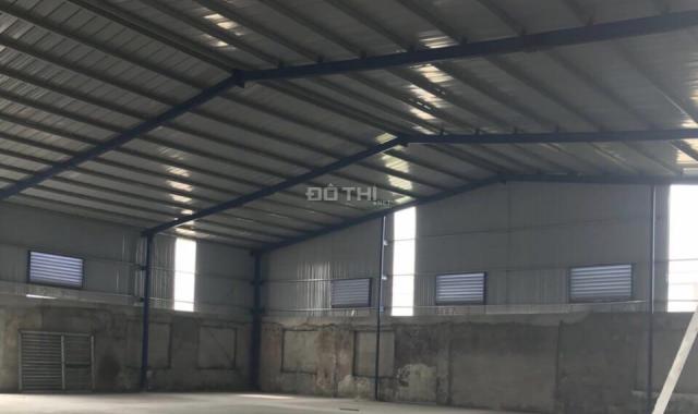 Kẹt tiền bán lại 200m2 đất đã xây kho xưởng, sổ hồng riêng, đối diện khu công nghiệp 0967.78.68.65