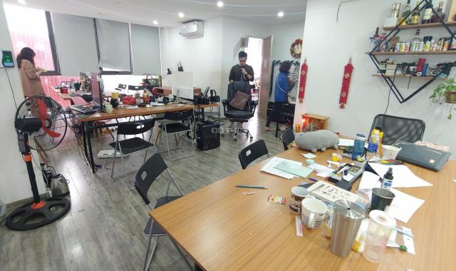 Chính chủ cho thuê gấp sàn văn phòng phố Láng Hạ, DT 120m2 sàn đẹp, ngõ ô tô giá thuê: 18 tr/th