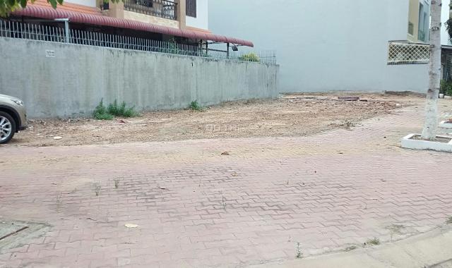 Bán lô đất gần chợ Vĩnh Tân chỉ 695 tr, dân cư đông đúc