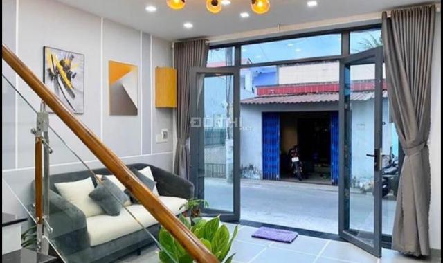 Sở hữu nhà đẹp, (2 lầu + 3PN), giá chỉ 1 tỷ 630tr cuối đường Tân Kỳ Tân Quý, Bình Tân