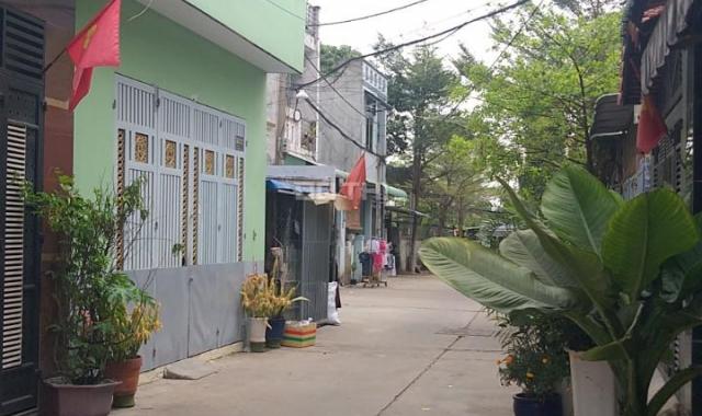 Cần bán nhà 2 sẹc Huỳnh Thị Hai, Quận 12, 2 lầu, đường 6m, giá 3 tỷ 700 tr