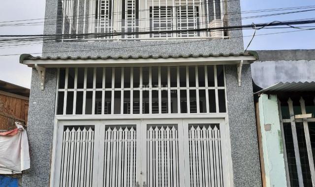 Bán căn nhà xã Đại Phước, cách Sài Gòn 3km, nhà 2 tấm rất mới, giá rất rẻ