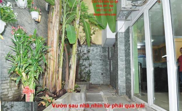 Bán biệt thự 215 Nguyễn Văn Hưởng, P. Thảo Điền, Q2, 10m x 22,8 m, 1tr + 3 lầu, full NT, 36 tỷ