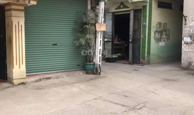 Cho thuê cửa hàng tại Thanh Liệt, đường Kim Giang, DT 22m2, mặt ngã 3 ô tô vào thoải mái