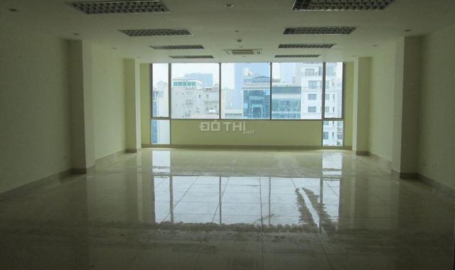 Chính chủ cho thuê văn phòng tại mặt đường Phạm Văn Đồng, Mai Dịch, DT 85m2, giá chỉ 14 tr/th