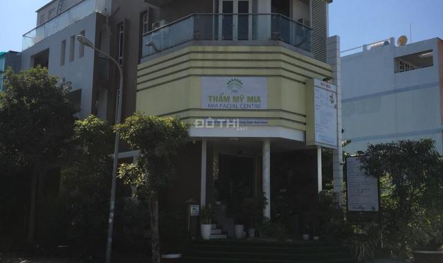 Bán nhà mặt tiền Phạm Hùng đang kinh doanh spa, 1 hầm + 1 trệt + 2 lầu + sân thượng, giá 17.5 tỷ