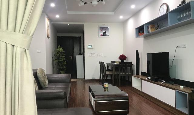 Bán căn hộ đầy đủ nội thất đẹp nhất tòa B chung cư Golden Land, 275 Nguyễn Trãi