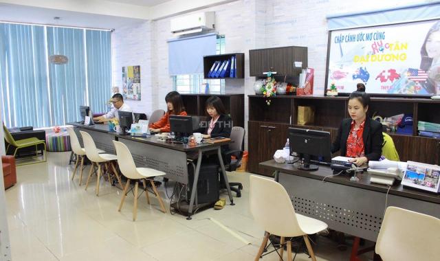 Cho thuê nhà hai mặt tiền 148/1 Trần Quang Khải tiện mở văn phòng, studio