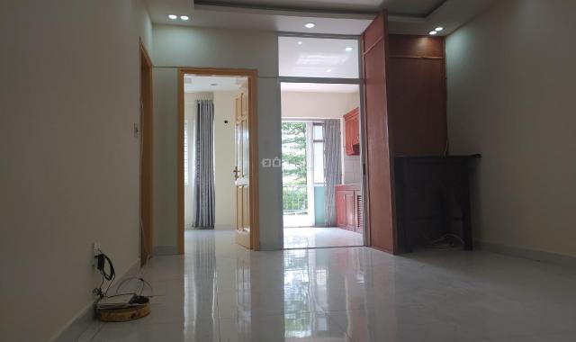 Cho thuê căn hộ tầng 2, 63m2, cc Hoàng Huy. LH: 0829.067.886