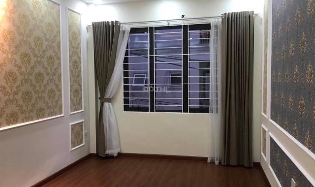 Bán nhà xây mới 4 tầng DT 32m2, giá 2,5 tỷ, ô tô đậu cửa, Xuân Phương, Nam Từ Liêm, Hà Nội