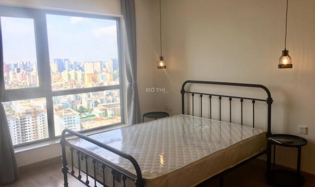 Cho thuê căn hộ 2 phòng ngủ Sky Park Residence tầng cao view hồ. Giá chỉ 16,5 triệu/ tháng