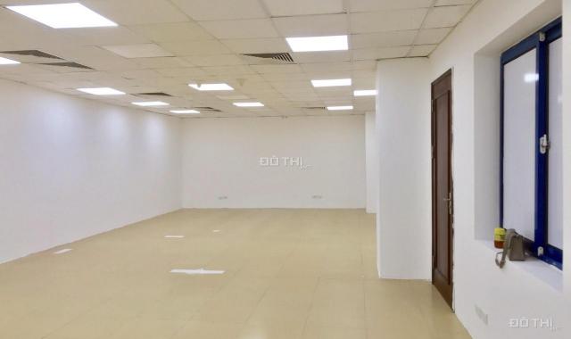 Chủ nhà cho thuê 75m2 VP tại phố Thái Hà,Giá 16.5 triệu/tháng. LH 098.664.6169