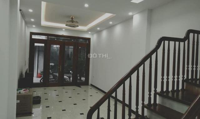 Phân lô cán bộ, nhà 2 mặt tiền, ô tô đỗ cửa phố 8/3, Hai Bà Trưng DT 50m2 x 5T, 6.49 tỷ