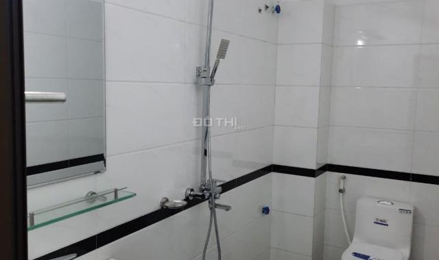 Nhà cực đẹp phố Tô Hiệu Hà Đông, gần chợ Hà Đông, nhà xây mới 40m2, ô tô đỗ cửa. LH 0904959168