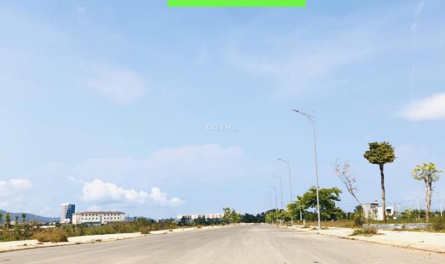 Chính chủ lô đất biệt thự Lakeside Palace, DT 300m2, gần trục đường Mê Linh, Q. Liên Chiểu, Đà Nẵng