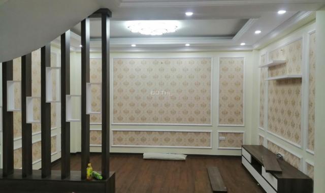 Bán nhà Bà Triệu, Hà Đông, 40m2 x 5T, 3.1 tỷ, đủ nóng lạnh, điều hòa, ô tô cách 1 nhà, 0963343833