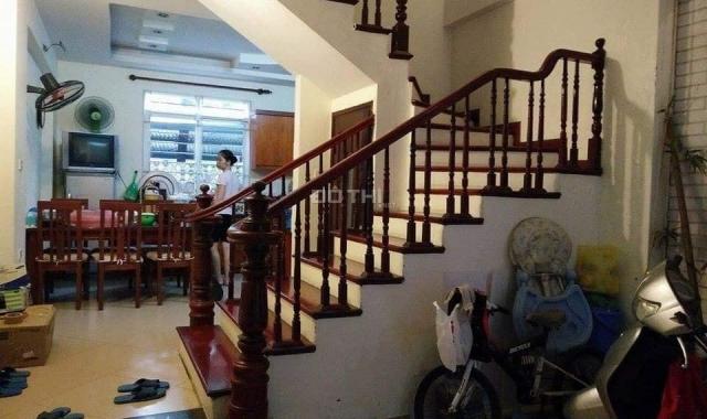 Bán nhà đẹp không tì vết, ở sướng vô cùng hai mặt thoáng đường Láng 47m2, 5 tầng