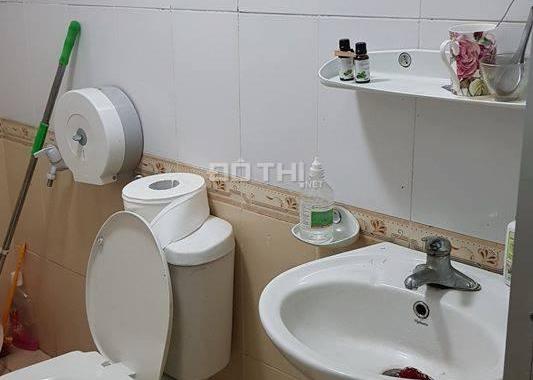 Cần bán căn hộ tại CT9A KĐT Việt Hưng, DT: 96.5m2, 3PN, 2WC, giá: 1,6 tỷ