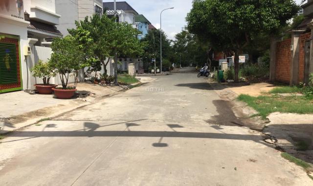 Bán lô đất block A4 KDC khang an, trục thông ra võ chí công, phú hữu, quận 9, giá 45tr/m