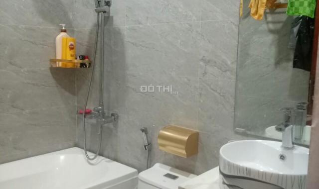 Bán nhà ngõ cực nông 33m2 x 5T, đường 70, Xuân Phương, Nam Từ Liêm, LH: 0976472186