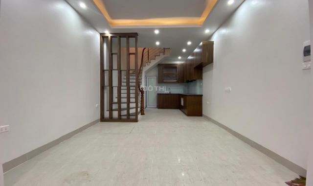 Bán nhà Khương Đình 30m2 * 5T xây mới giá 2,95 tỷ ngõ thông gần hồ Hạ Đình. LH 0972638668