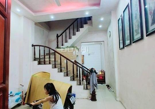 Bán nhà Phùng Khoang, 5 tầng, dt 52 m2, 8pn, chỉ 3.8 tỷ