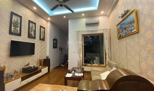 Nhà Thanh Nhàn - nhà ở ngay, gần ô tô - 30m2, 2 tỷ 2